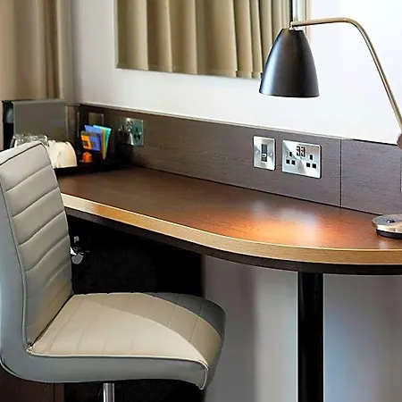 Ξενοδοχείο Premier Centre - Whitehall Road 3*