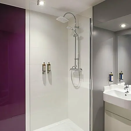 Premier Centre - Whitehall Road Ξενοδοχείο 3*